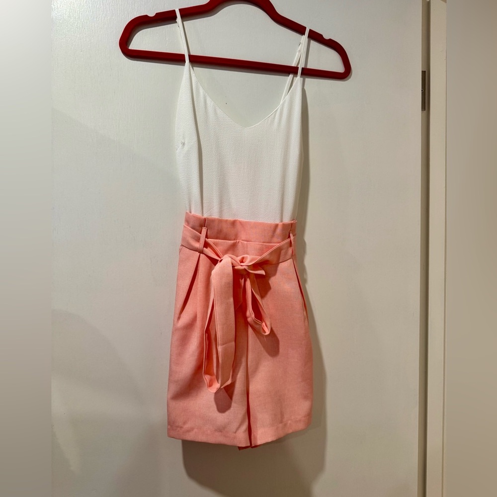 NWT romper - Picture 2 of 4